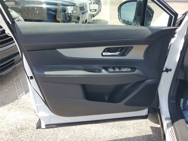 New 2025 Nissan Murano SL image 5