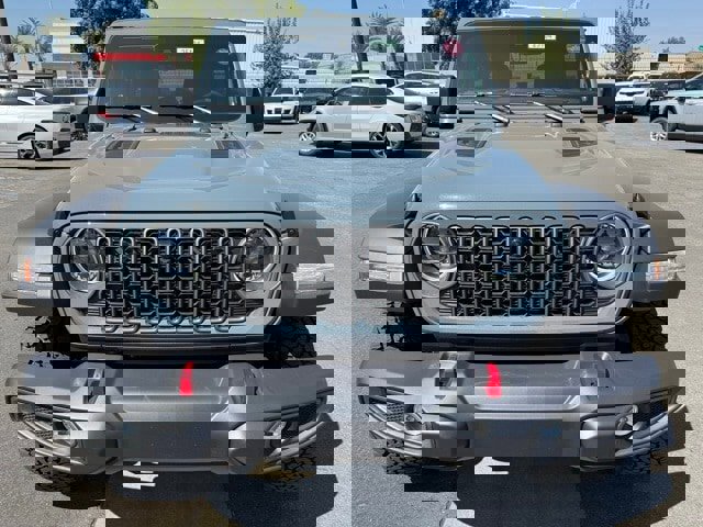 New 2025 Jeep Wrangler Unlimited Rubicon w/ Technology Group