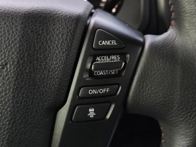 Used 2024 Nissan Titan PRO-4X w/ Pro-4x Convenience Package image 29