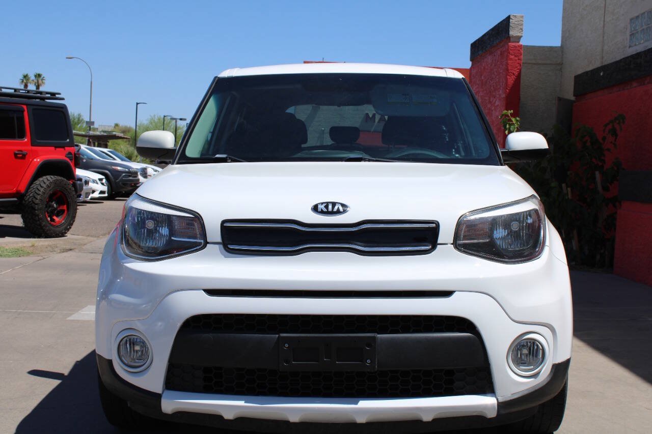 Used 2018 Kia Soul + FWD image 3