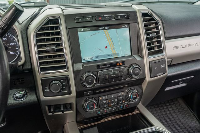 Used 2017 Ford F250 Lariat w/ Lariat Ultimate Package AWD/4WD image 26