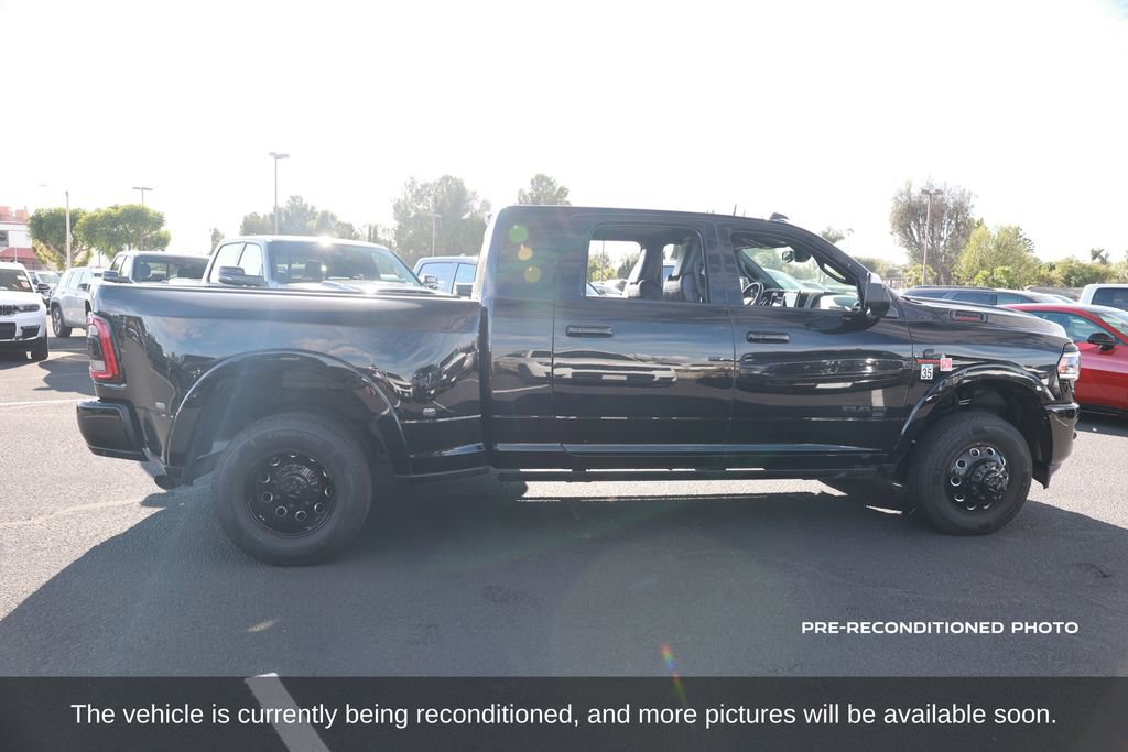 Used 2022 RAM 3500 Laramie AWD/4WD image 7