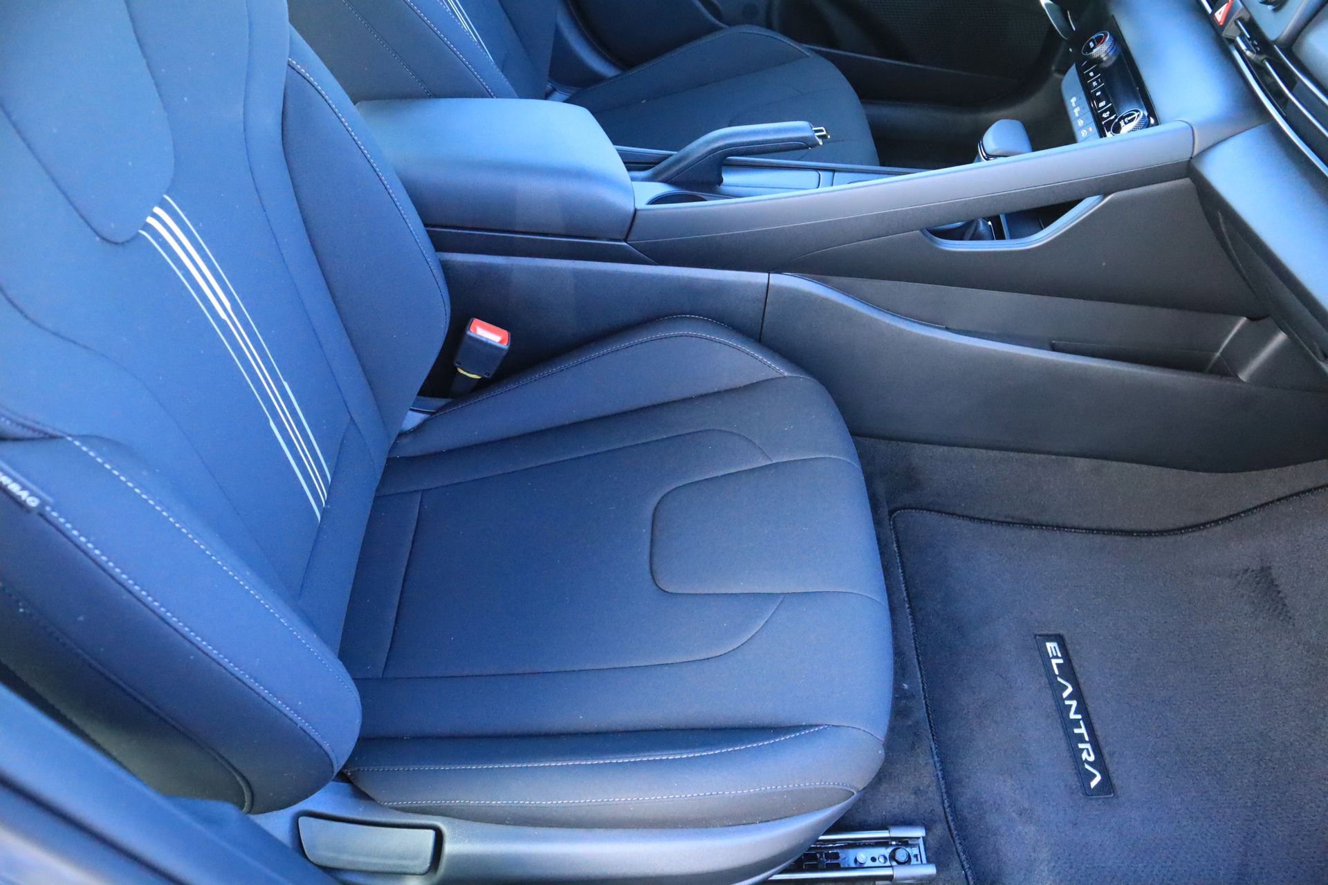 New 2026 Hyundai Elantra Sport image 17