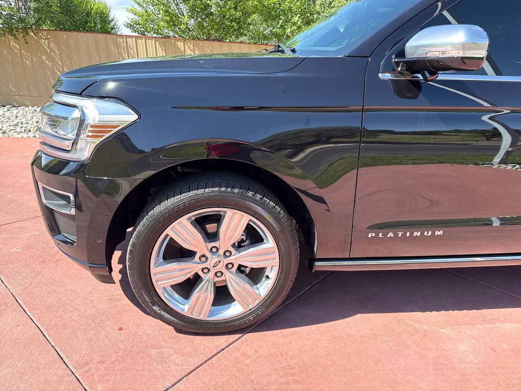 Used 2024 Ford Expedition Max Platinum AWD/4WD image 36