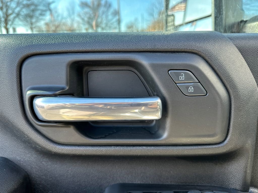 Used 2022 GMC Sierra 2500 Pro w/ Convenience Package image 24