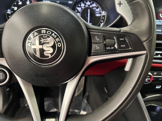 Used 2019 Alfa Romeo Giulia Ti Sport w/ Quick Order Package 22U Sport RWD image 23