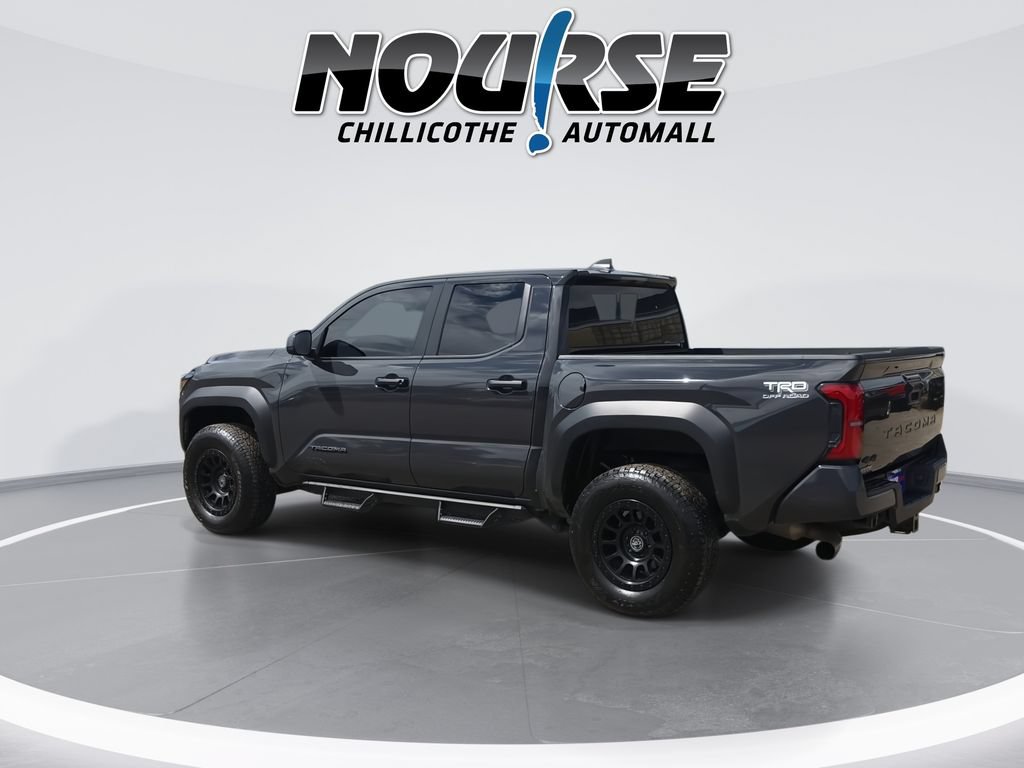 Used 2024 Toyota Tacoma TRD Off-Road AWD/4WD image 6