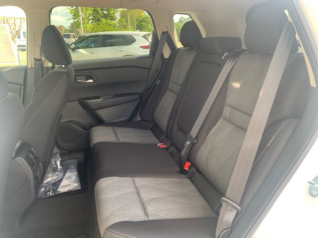 New 2026 Nissan Rogue SV image 9