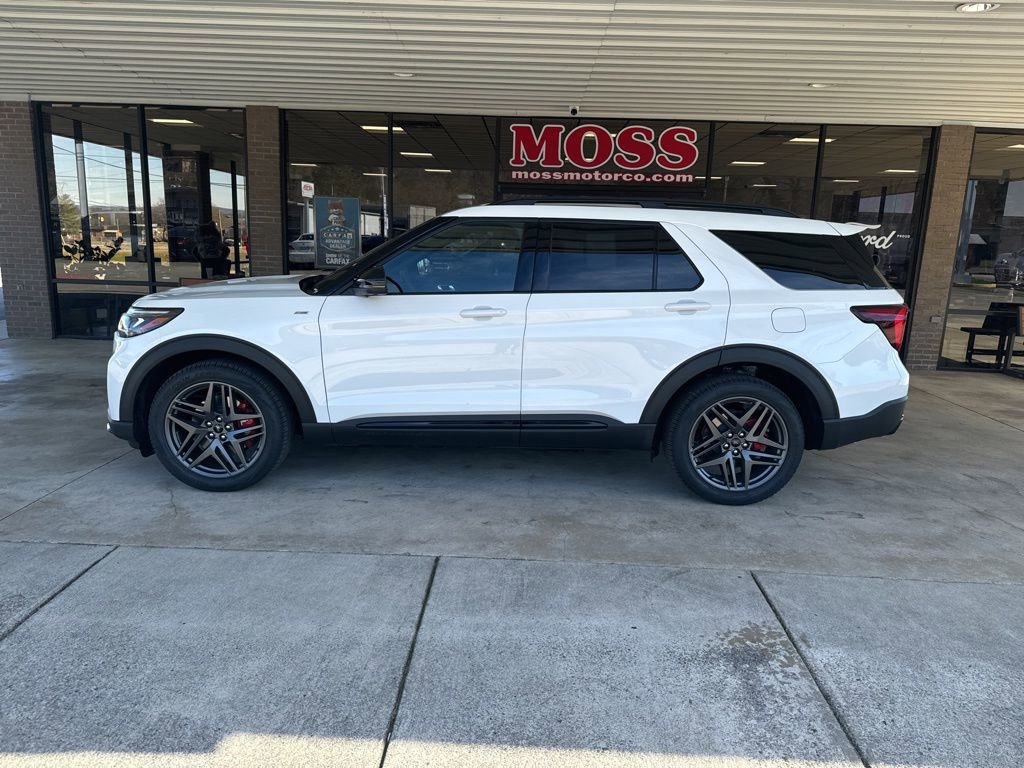 New 2026 Ford Explorer ST-Line w/ ST-Line Street Pack image 7