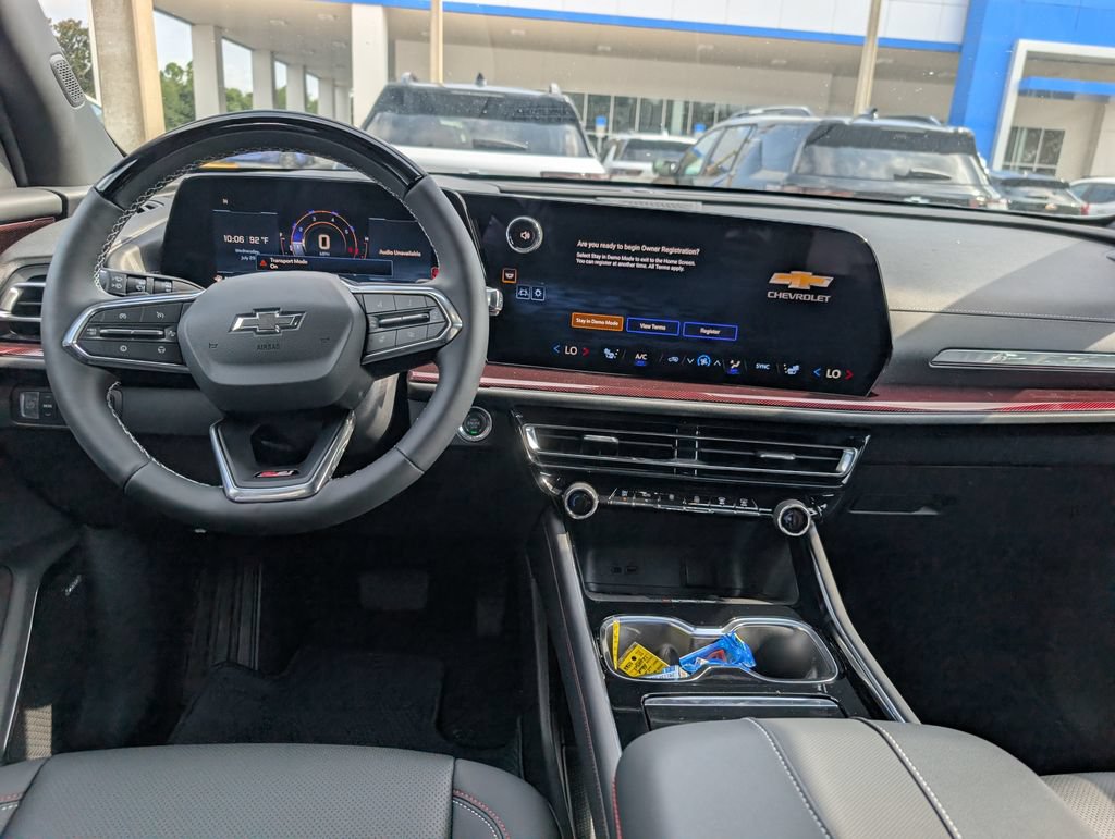 New 2026 Chevrolet Traverse Z71 w/ Enhanced Driving Package AWD/4WD image 13