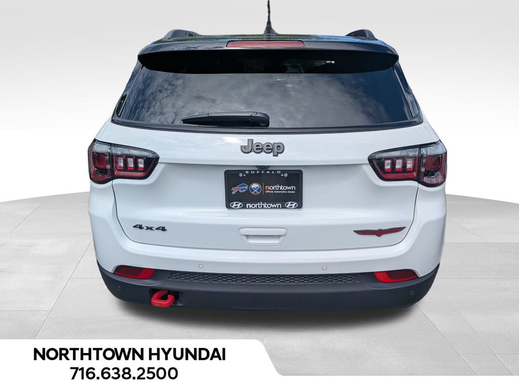 Used 2026 Jeep Compass Trailhawk AWD/4WD image 14