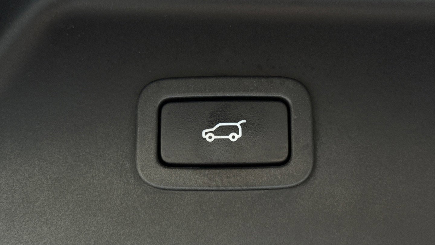 Used 2016 Land Rover Range Rover HSE image 55