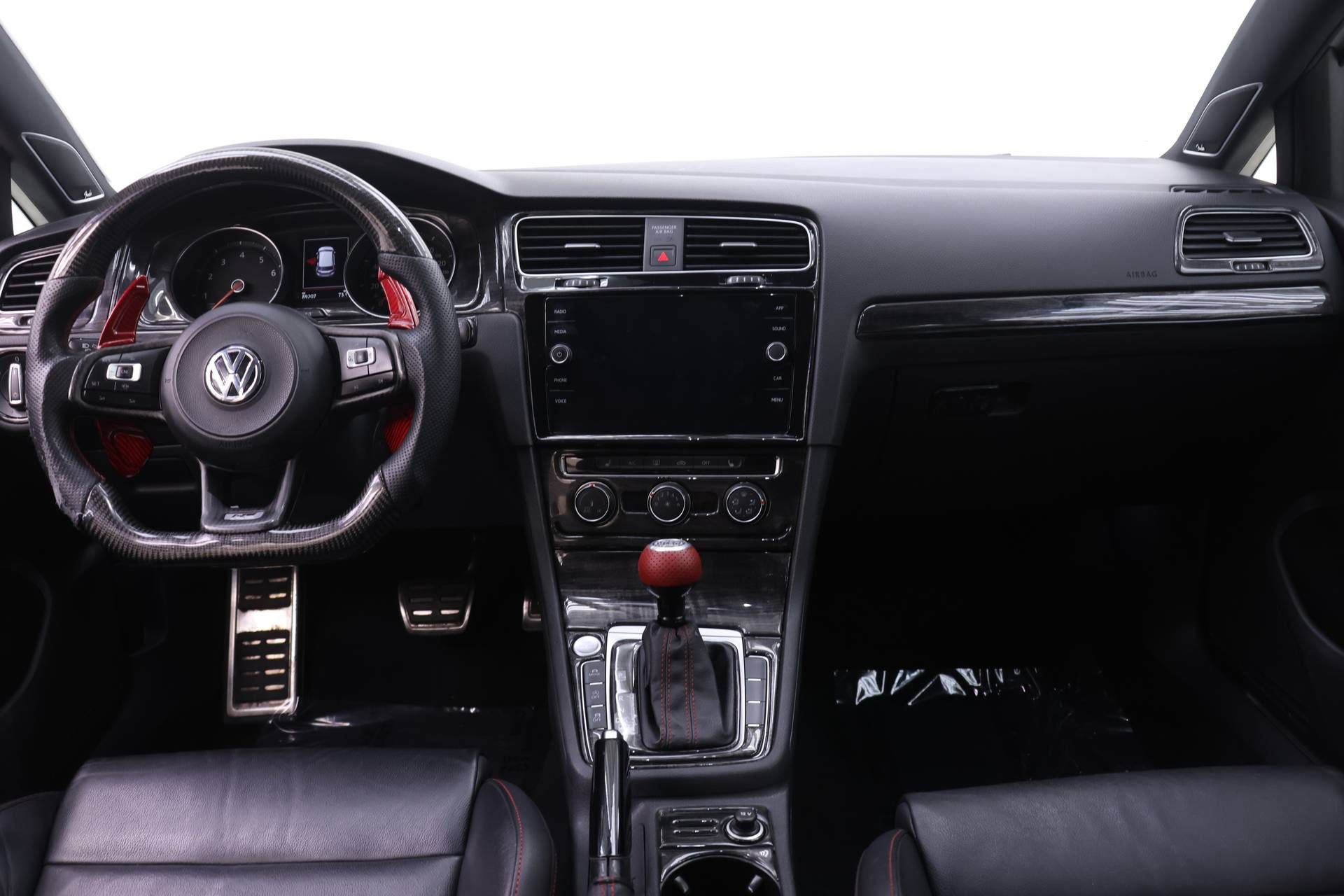 Used 2019 Volkswagen GTI SE image 5