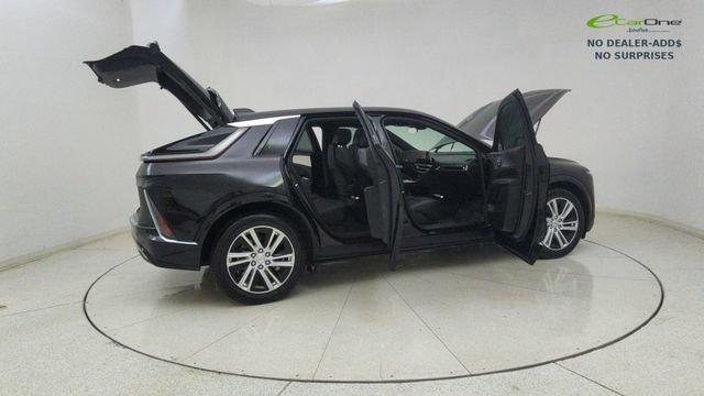 Used 2024 Cadillac Lyriq Tech RWD image 71