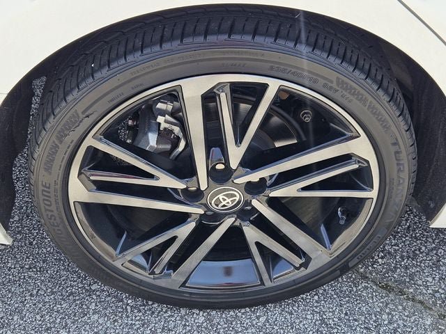 Used 2025 Toyota Camry XSE FWD image 10
