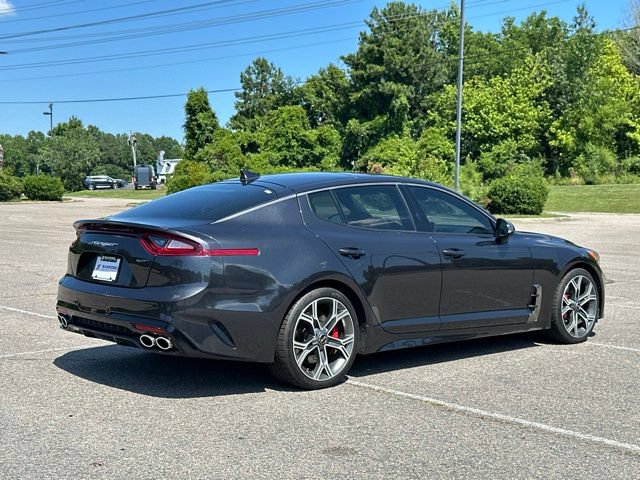 Used 2021 Kia Stinger GT1 RWD image 5