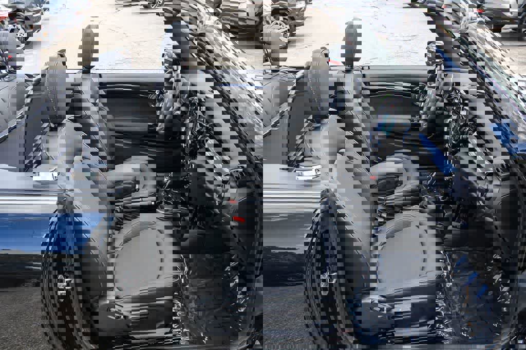 Used 2023 MINI Cooper Convertible image 12