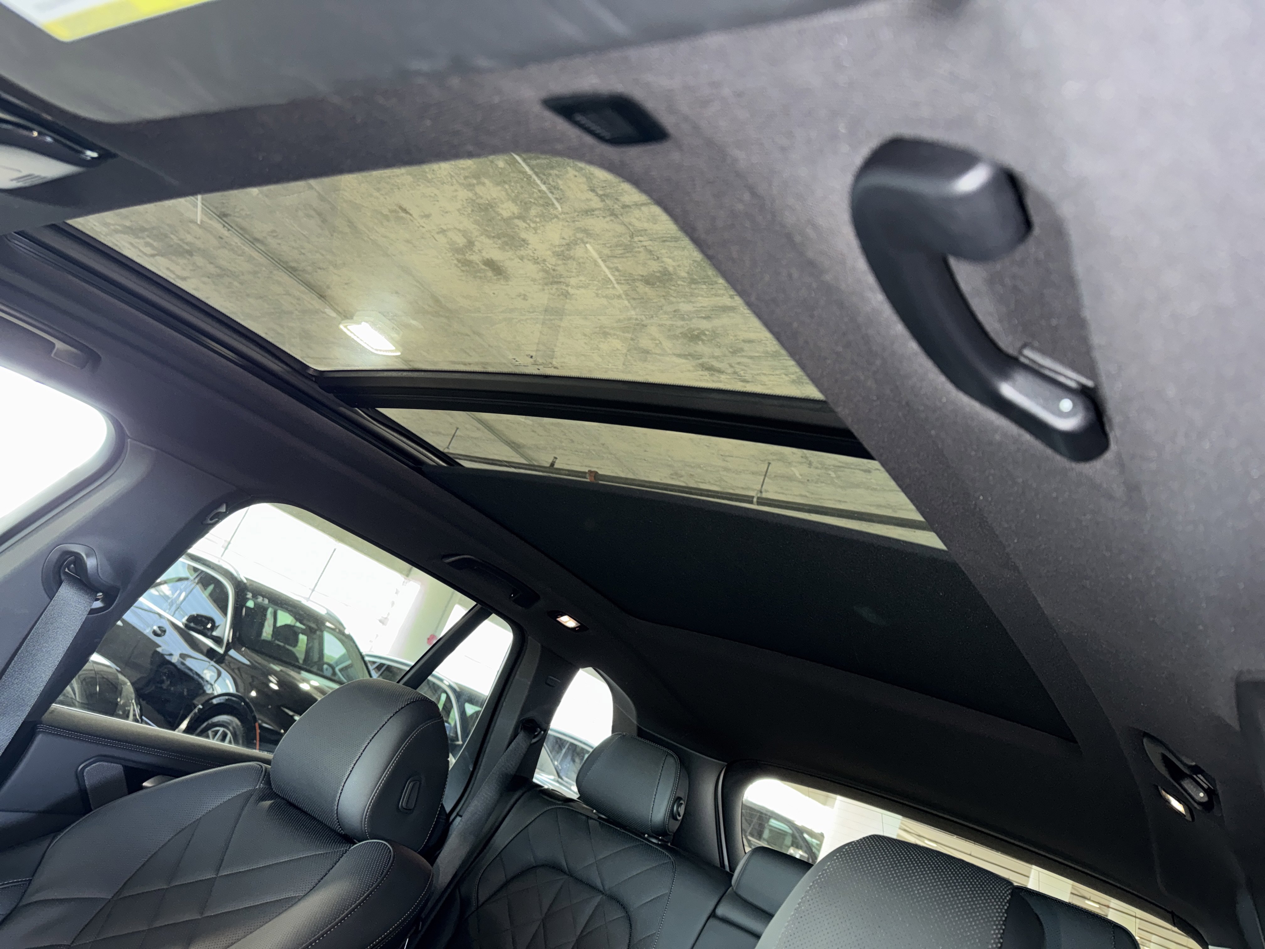 Used 2025 BMW X5 sDrive40i w/ Premium Package image 32