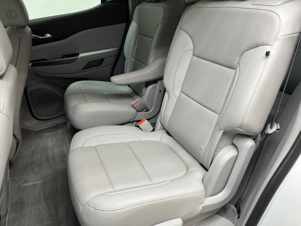 Used 2021 GMC Acadia SLT FWD image 21