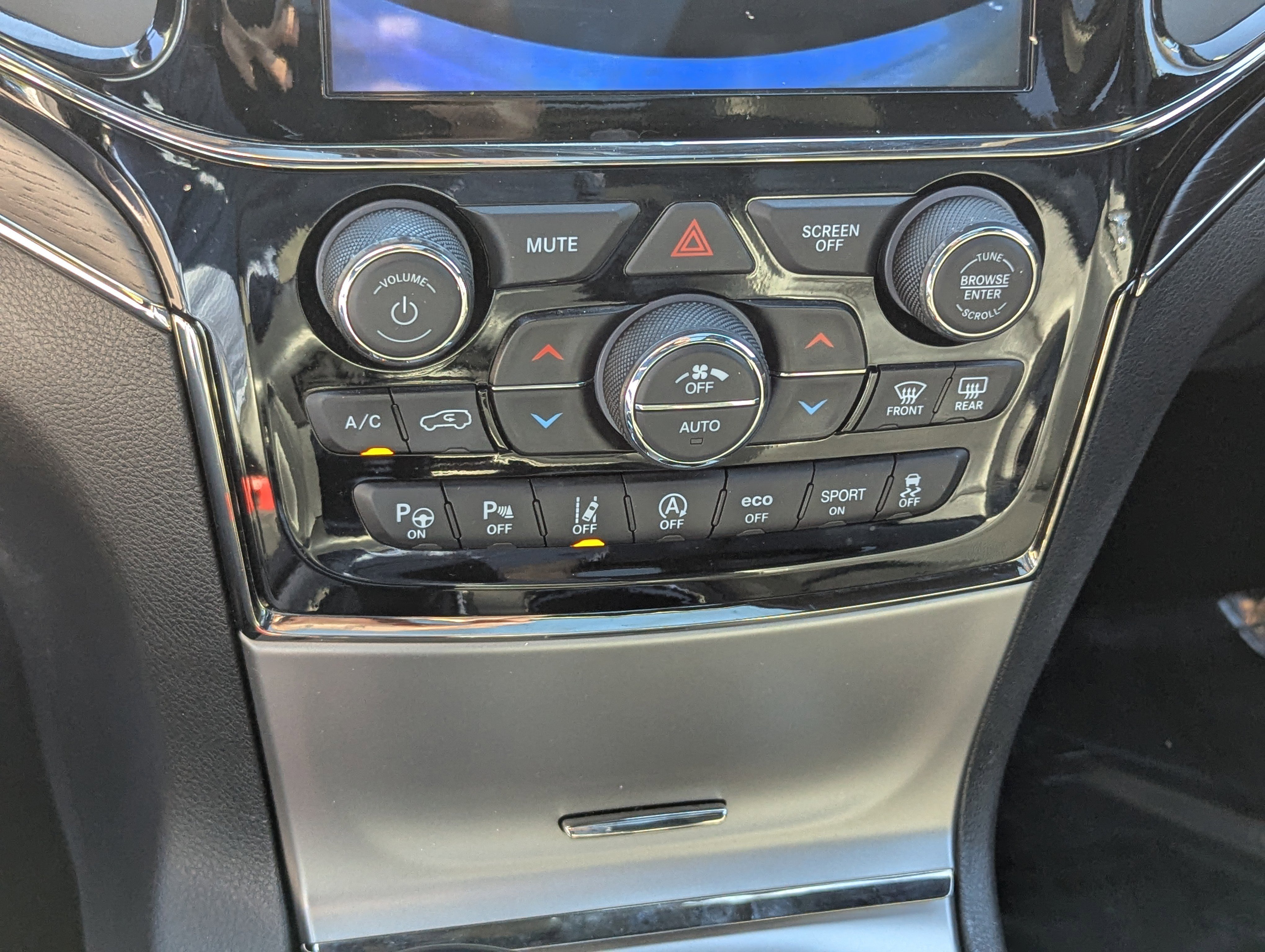 Used 2021 Jeep Grand Cherokee High Altitude image 25