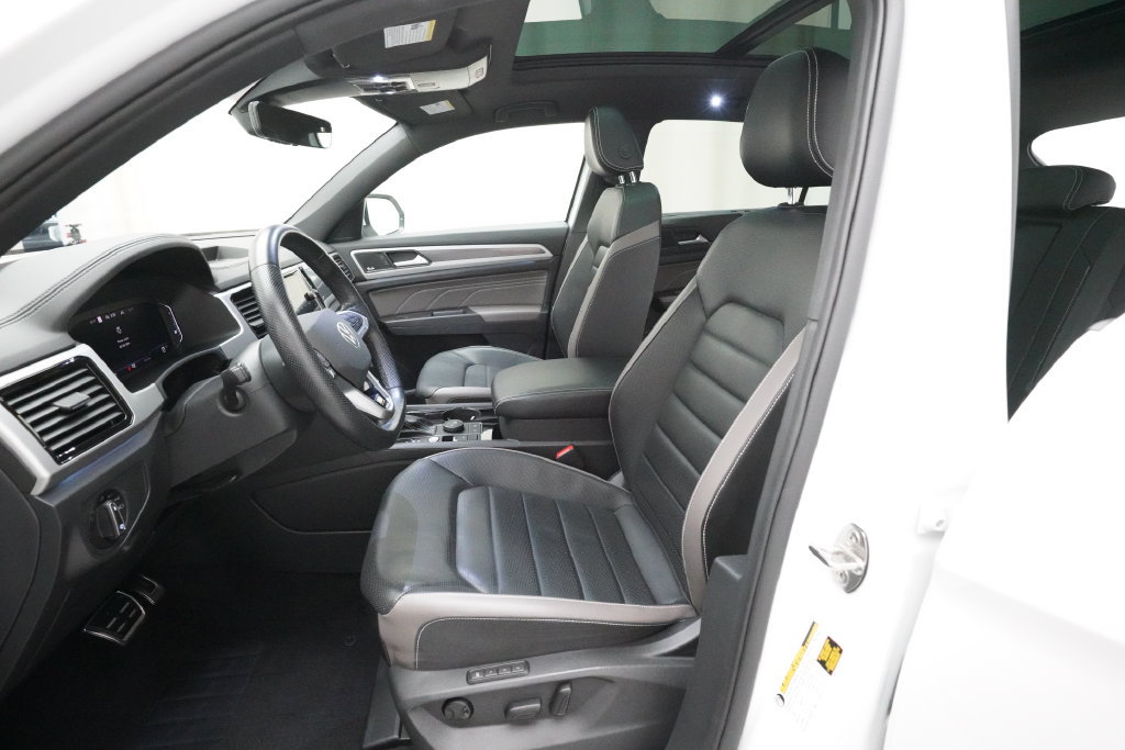 Used 2022 Volkswagen Atlas Cross Sport SEL Premium R-Line AWD/4WD image 7