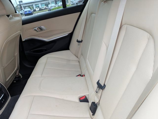 Used 2022 BMW 330i Sedan w/ Convenience Package RWD image 13