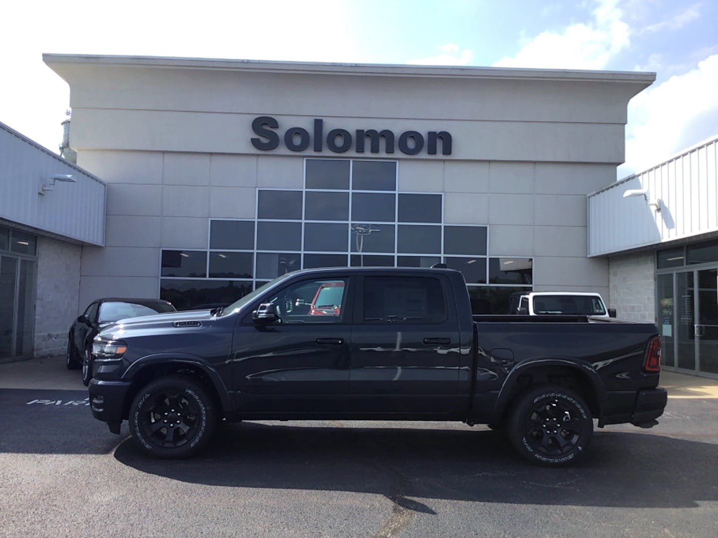 New 2026 RAM 1500 Big Horn AWD/4WD image 1