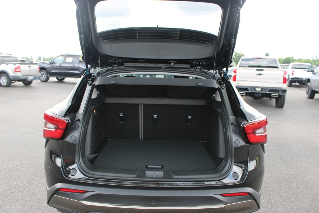 New 2026 Chevrolet Trax ACTIV w/ Driver Confidence Package FWD image 17