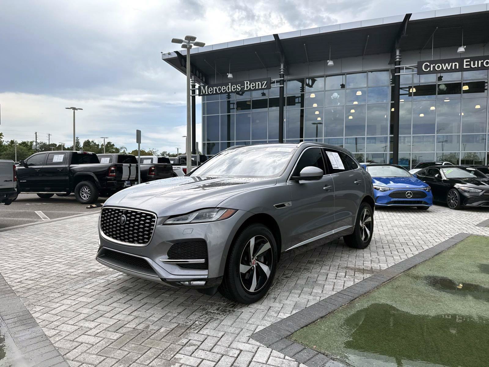 Used 2021 Jaguar F-PACE S AWD/4WD image 2