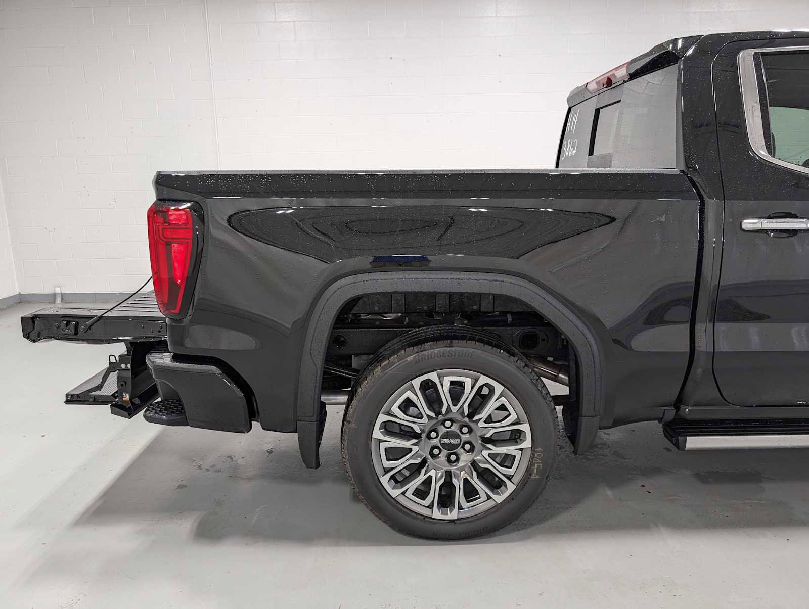 New 2026 GMC Sierra 1500 Denali Ultimate image 8