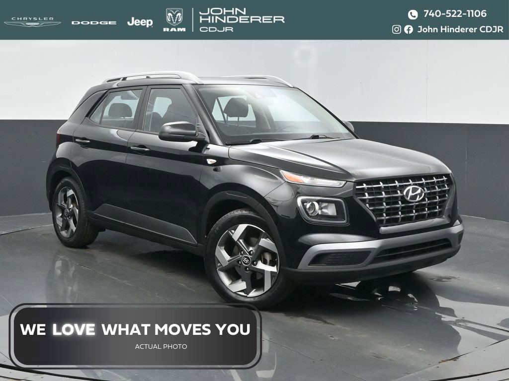 Used 2022 Hyundai Venue SEL image 1