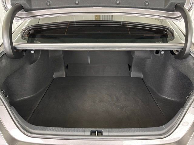 Used 2020 Toyota Camry XSE image 13