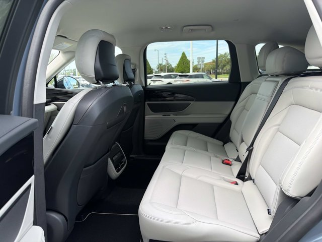 New 2026 Lincoln Nautilus Premier AWD/4WD image 14