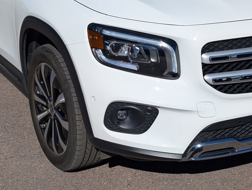 Used 2023 Mercedes-Benz GLB 250 4MATIC image 8