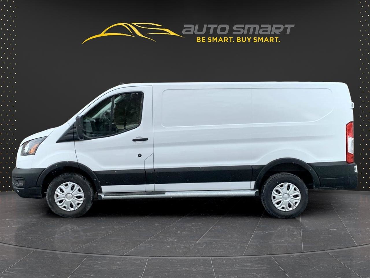 Used 2024 Ford Transit 250 Low Roof w/ Exterior Upgrade Package image 2