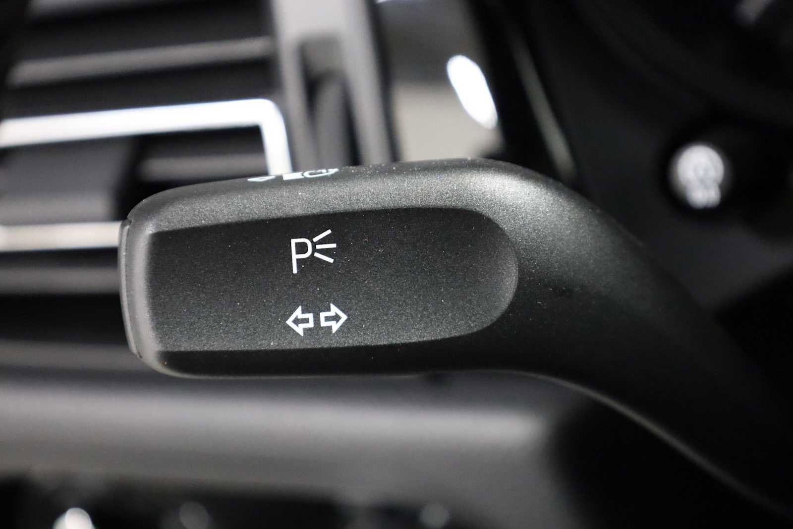 New 2026 Porsche Macan S image 31