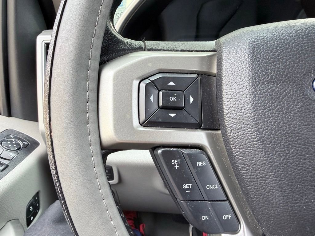 Used 2020 Ford F150 Lariat w/ Equipment Group 502A Luxury image 14