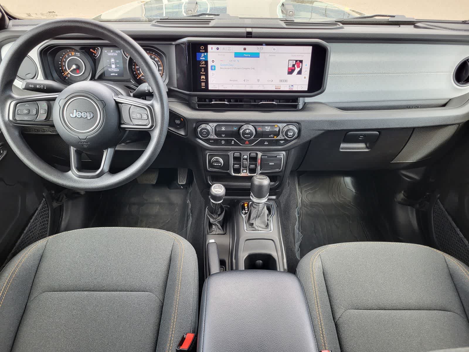 Used 2025 Jeep Gladiator Sport AWD/4WD image 24