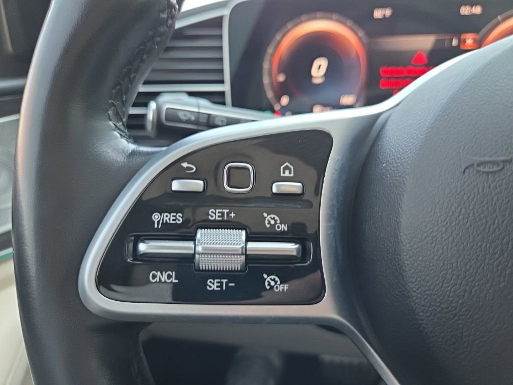 Used 2021 Mercedes-Benz GLS 580 4MATIC image 38