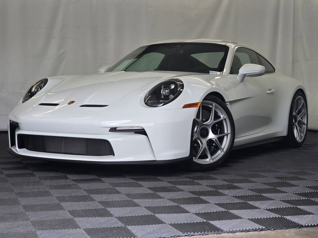 Certified 2024 Porsche 911 GT3 RS RWD image 1