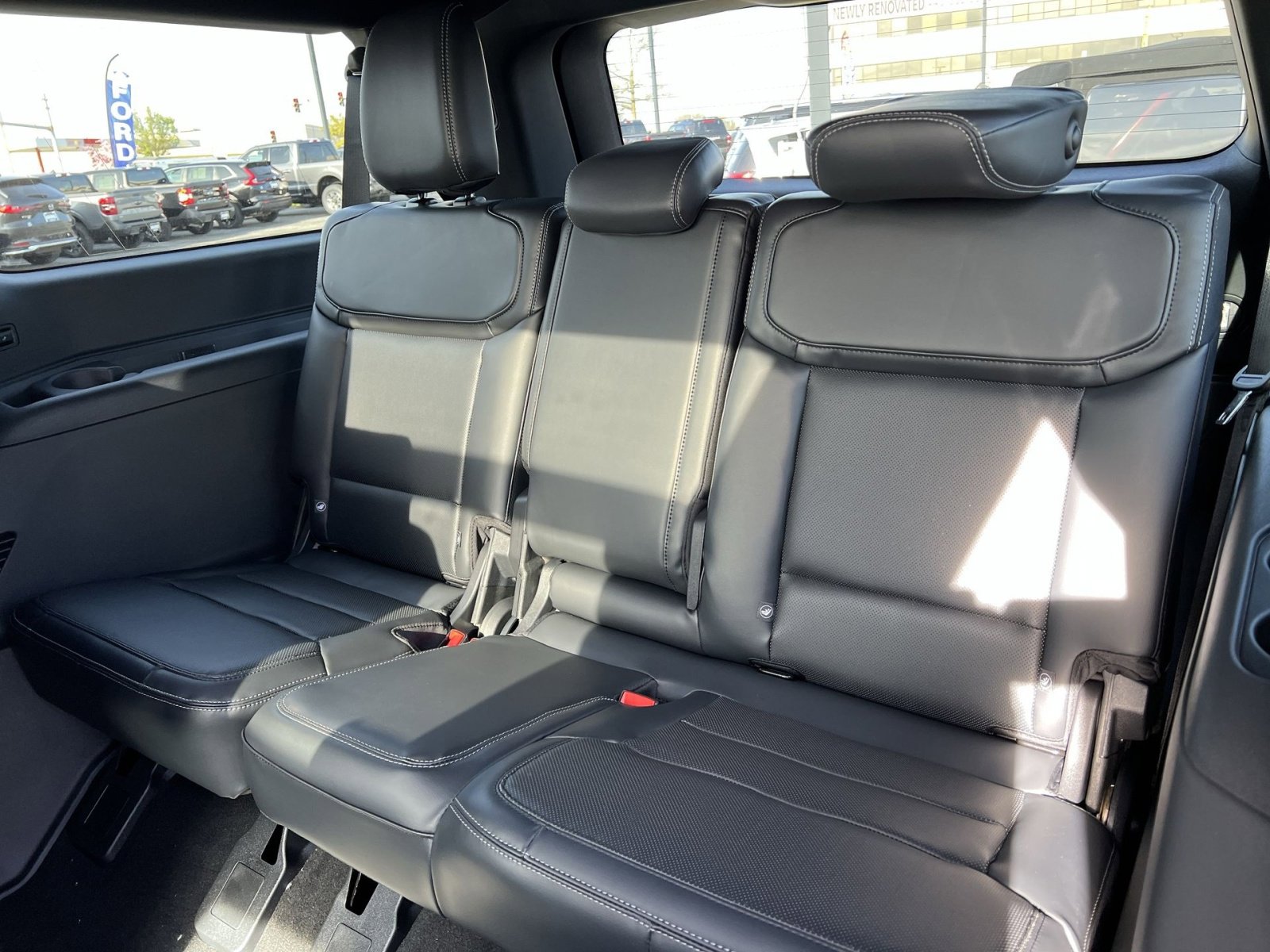 New 2026 Ford Expedition Max Platinum image 26