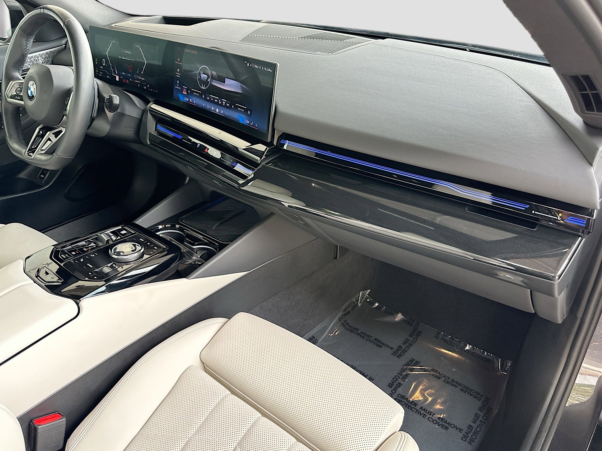 Certified 2024 BMW 530i 530i w/ M Sport Package image 31