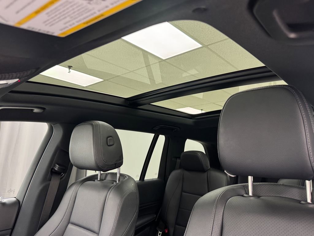 Used 2020 Mercedes-Benz GLS 450 4MATIC image 36