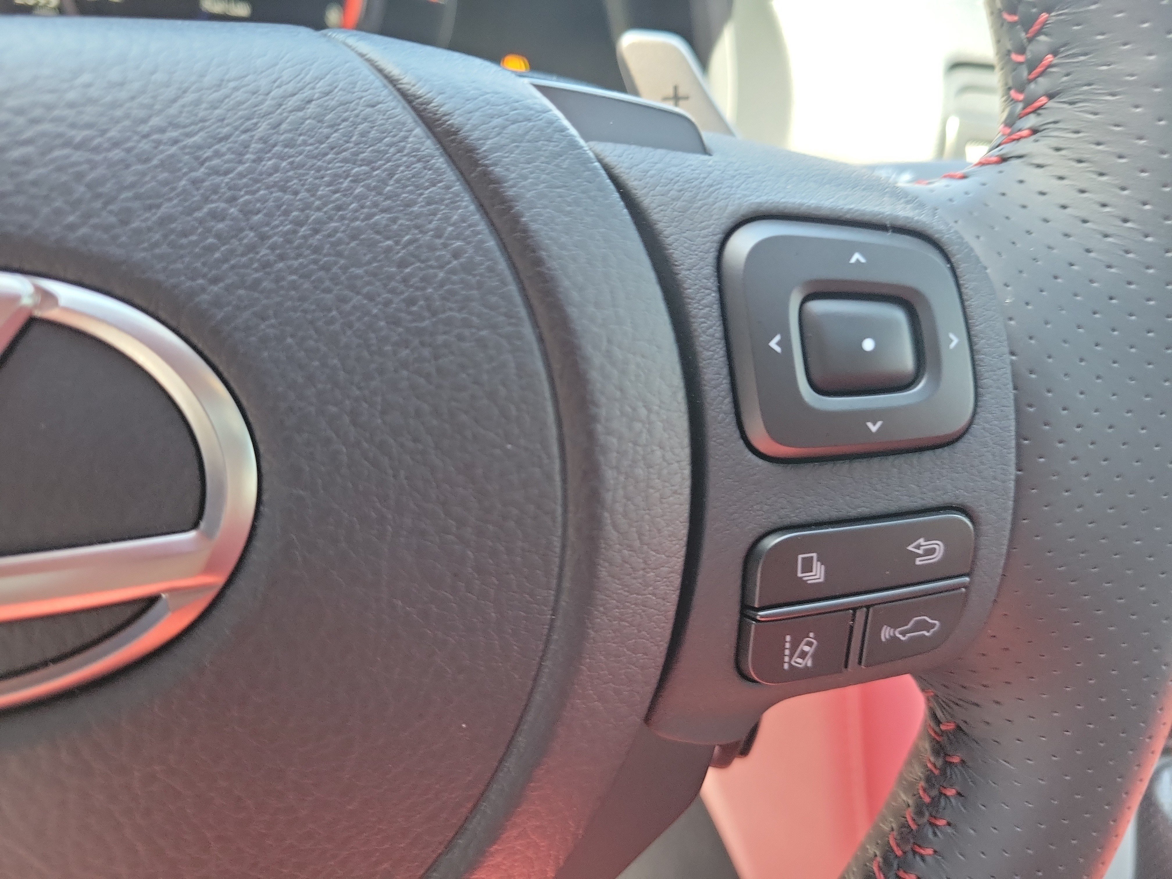 Certified 2025 Lexus IS 350 F Sport RWD image 26