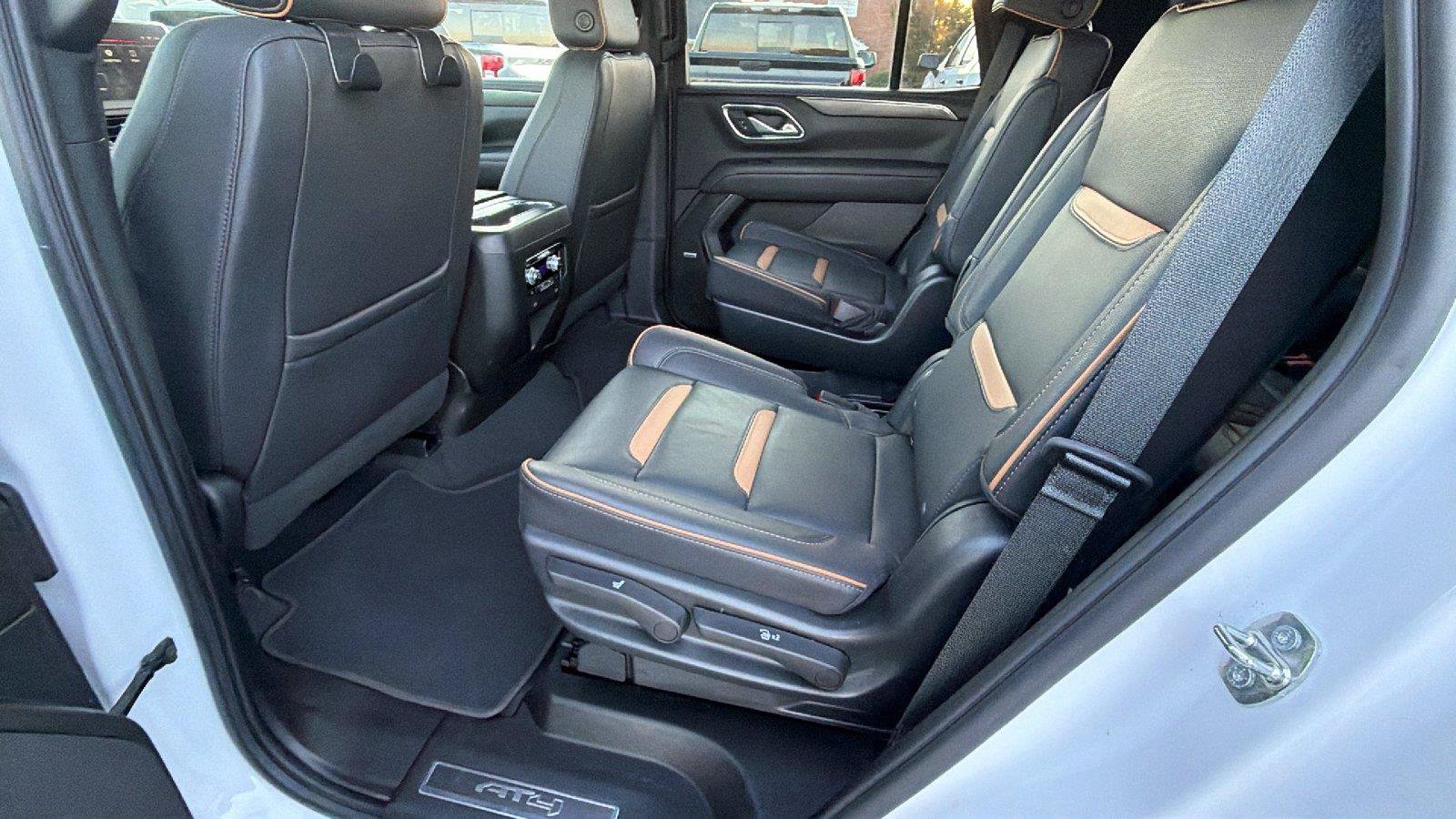 Used 2023 GMC Yukon AT4 w/ AT4 Premium Plus Package AWD/4WD image 25