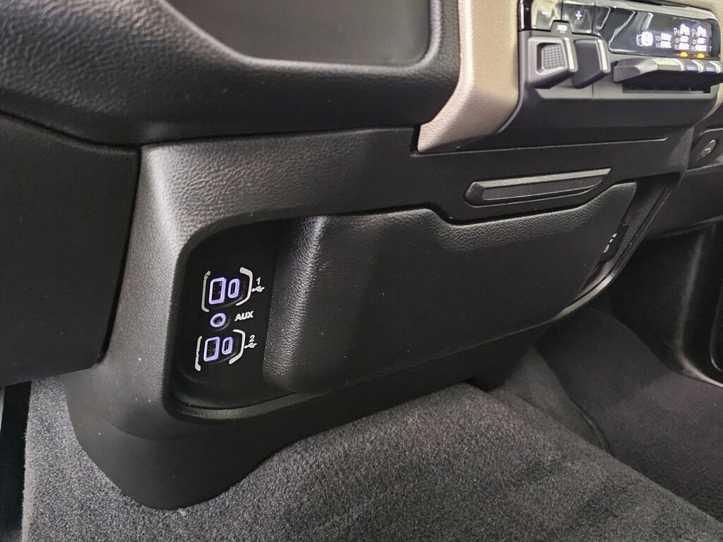 Used 2020 RAM 2500 Laramie image 30