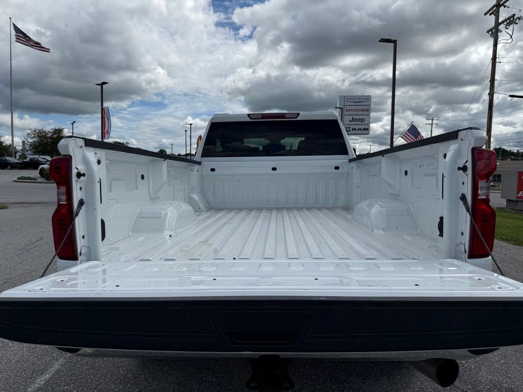 Used 2025 Chevrolet Silverado 2500 LT w/ Convenience Package AWD/4WD image 34