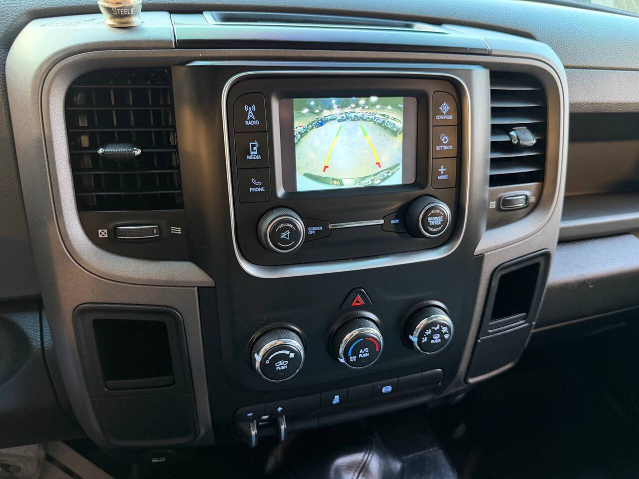 Used 2018 RAM 2500 Tradesman w/ Chrome Appearance Group AWD/4WD image 31