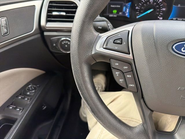 Used 2018 Ford Fusion S image 32