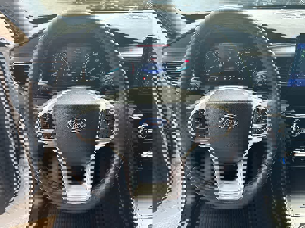 Certified 2022 Ford Explorer Limited w/ Hybrid Equipment Group 310A image 24